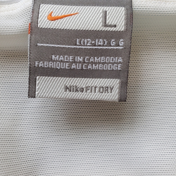 Nike Dri Fit Tennis/Athletic Top (L 14-16) - Picture 5 of 7